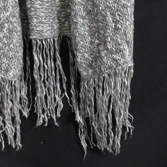 HOLLISTER CALIFORNIA | xs - s extra small - small | Open Front Sweater Vest - Picture 9 of 16